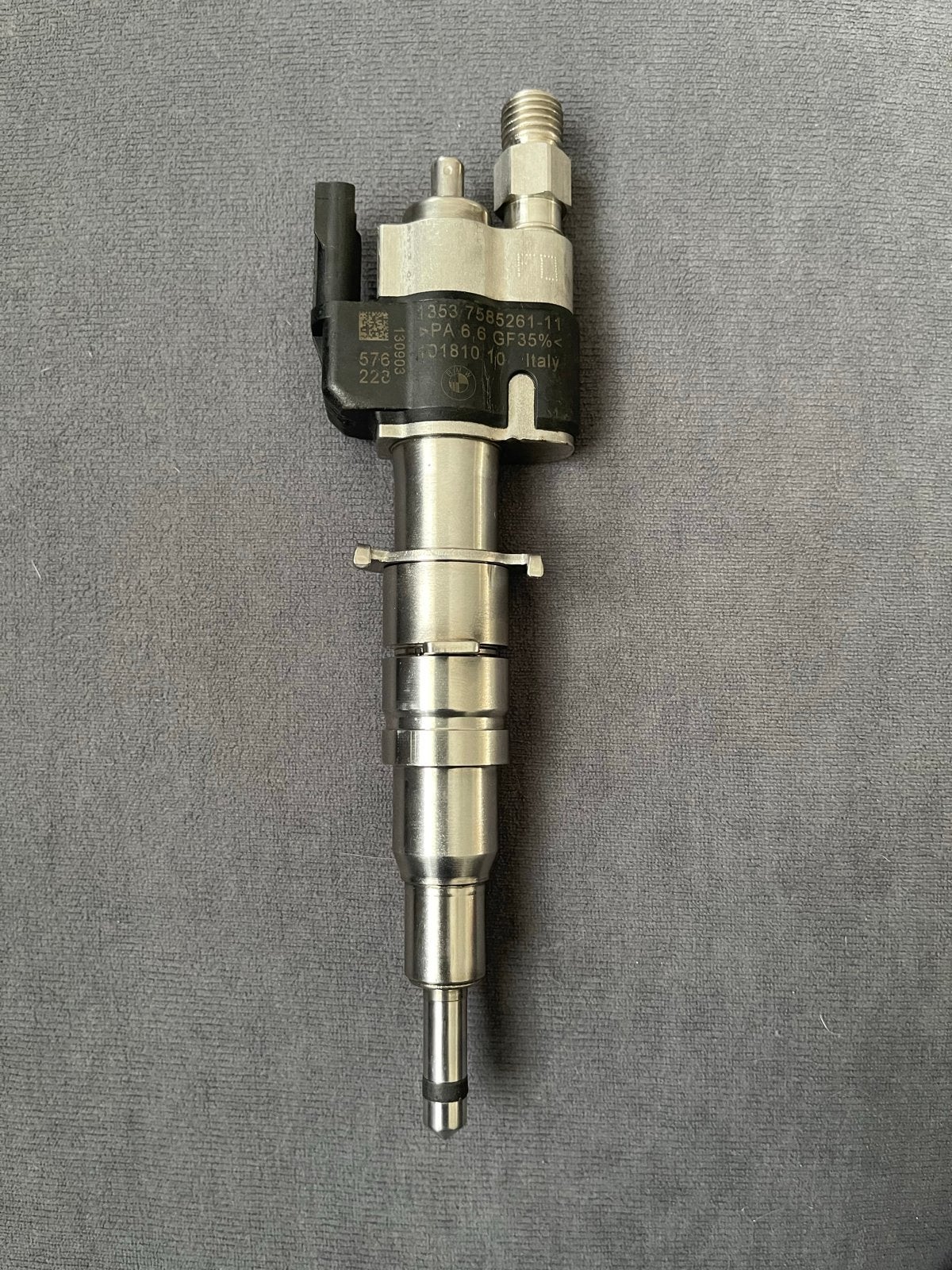 BMW Brandstofinjector 13537585261-11 - Gebruikt, Auto-onderdelen, Motor en Toebehoren, Ophalen of Verzenden, Gebruikt, BMW