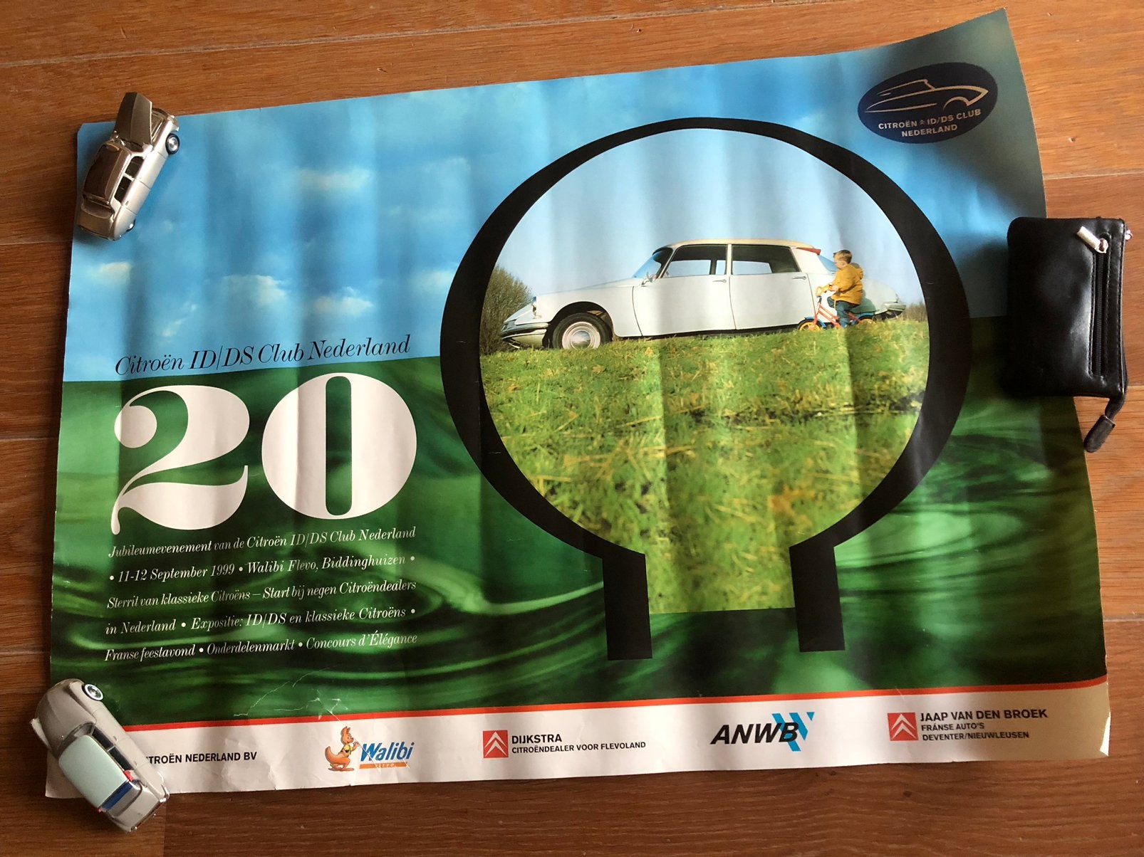 Jubileumposter Citroën id ds club 1999, Verzamelen, Ophalen of Verzenden, Zo goed als nieuw, Auto's