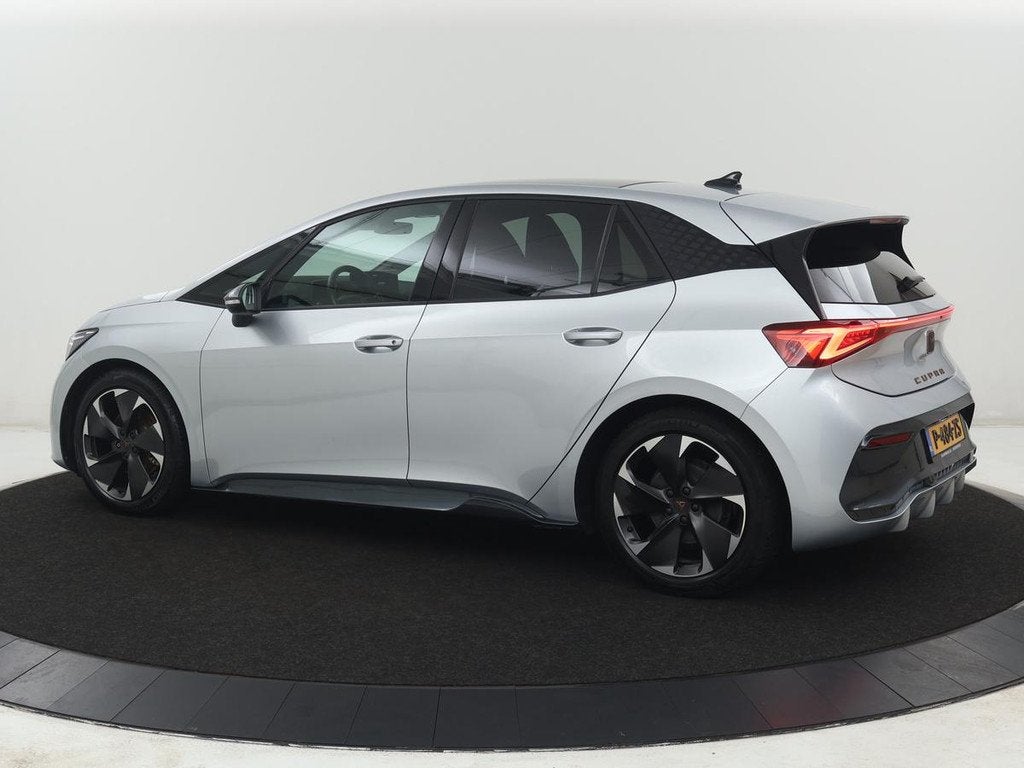 CUPRA Born Business 62 kWh | SOH 91.0% | Panoramadak | Adapt, Auto's, Cupra, Gebruikt, Zwart, 375 min, Hatchback