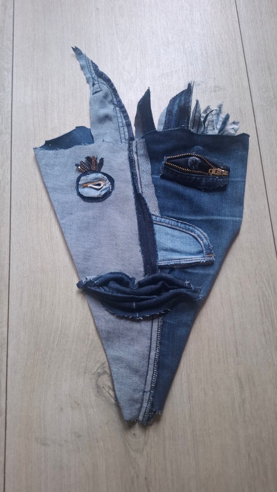 Denim Art Gezicht - Handgemaakte Gerecyclede Jeans Kunst, Blauw, Natuurlijk materiaal, Ophalen of Verzenden, Handgemaakt