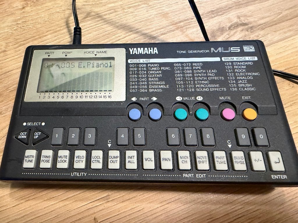Yamaha MU5 Tone Genarator Midi Soundmodule MU-5, Ophalen of Verzenden, Zo goed als nieuw, Yamaha