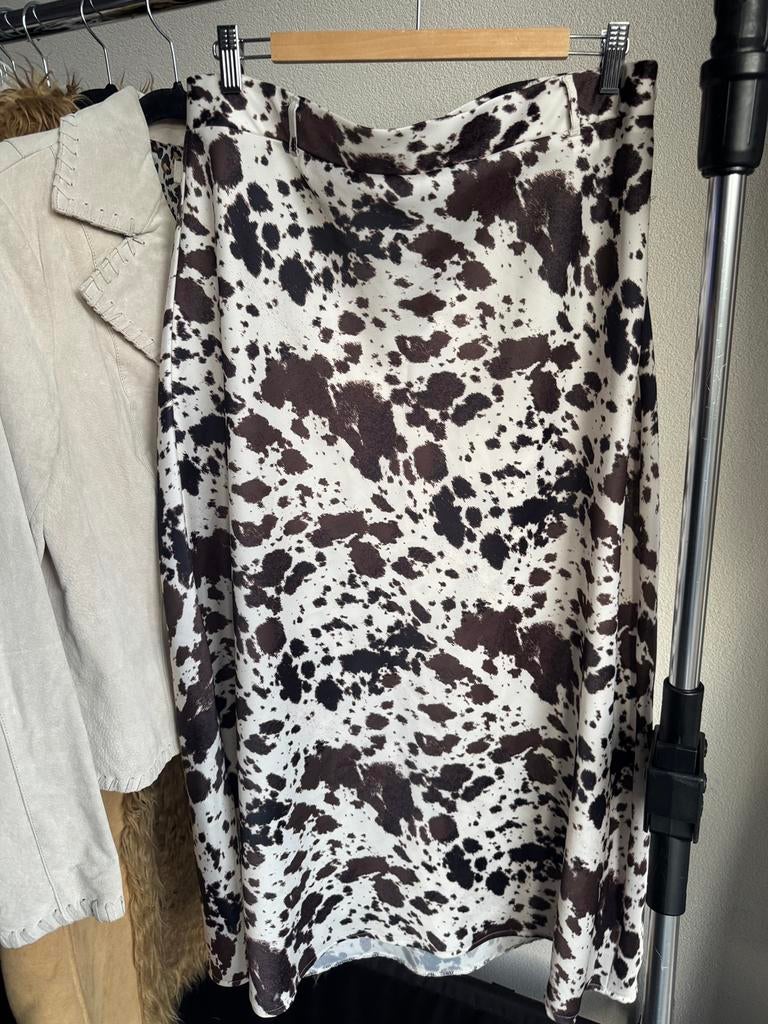 Zara lange losvallende rok met koeien print, Wit, Zara, Maat 42/44 (L), Ophalen of Verzenden