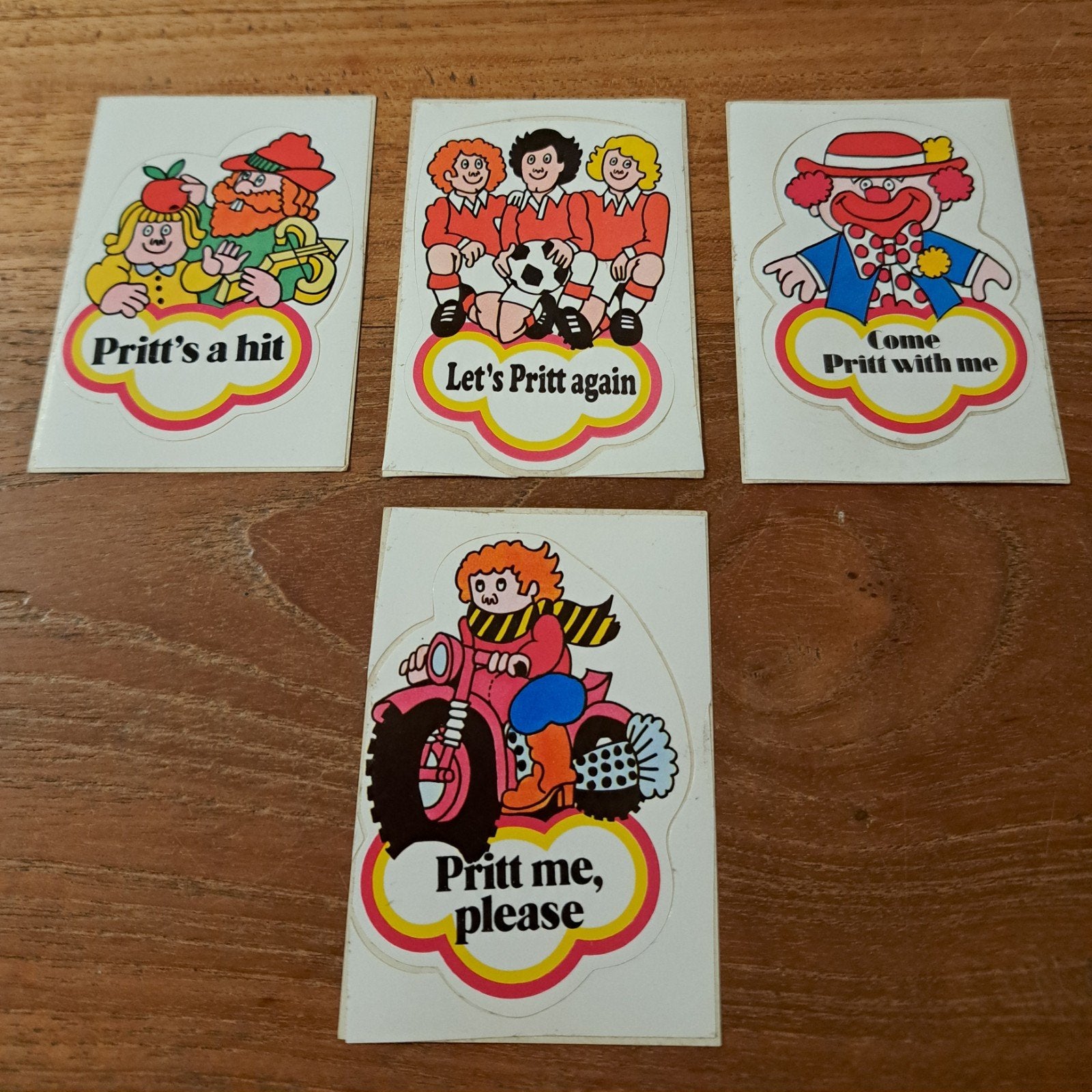 Set van 4 Vintage Pritt Stickers Jaren 80 - Retro Nostalgie, Verzamelen, Ophalen of Verzenden