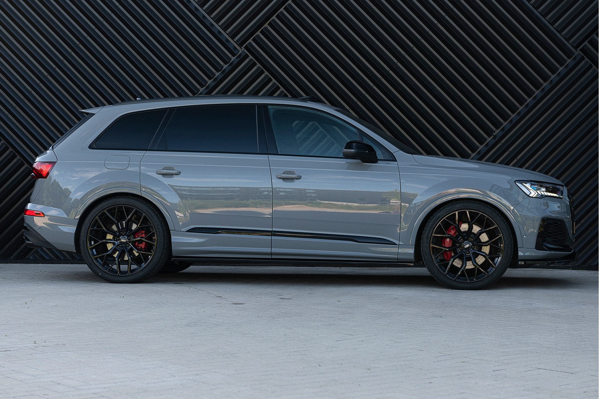 Audi SQ7 4.0 TFSI SQ7 quattro ACC Matrix Laser Ambient Pano, Auto's, SQ7, 2175 kg, Gebruikt, 508 pk