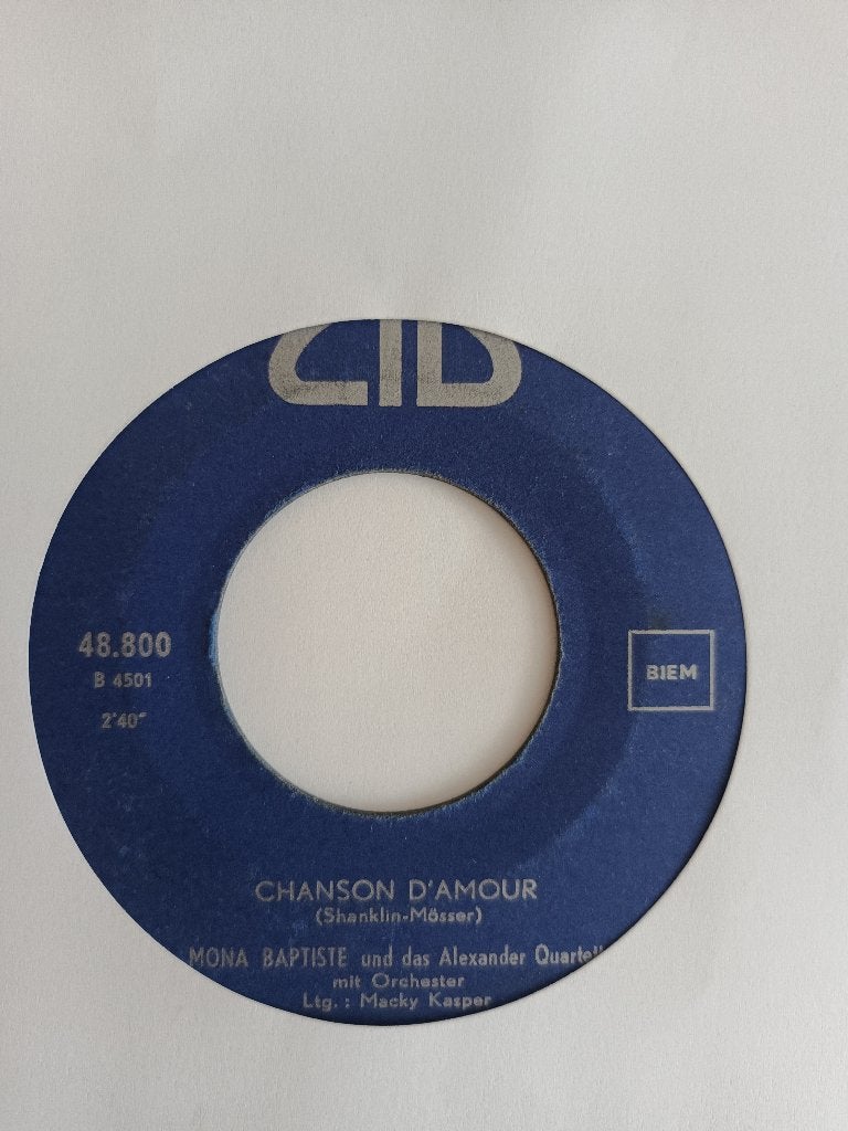 Mona Baptiste - Chanson D`amour  (Ra Tara Tara), Originele persing, 7 inch, Ophalen of Verzenden, Zo goed als nieuw