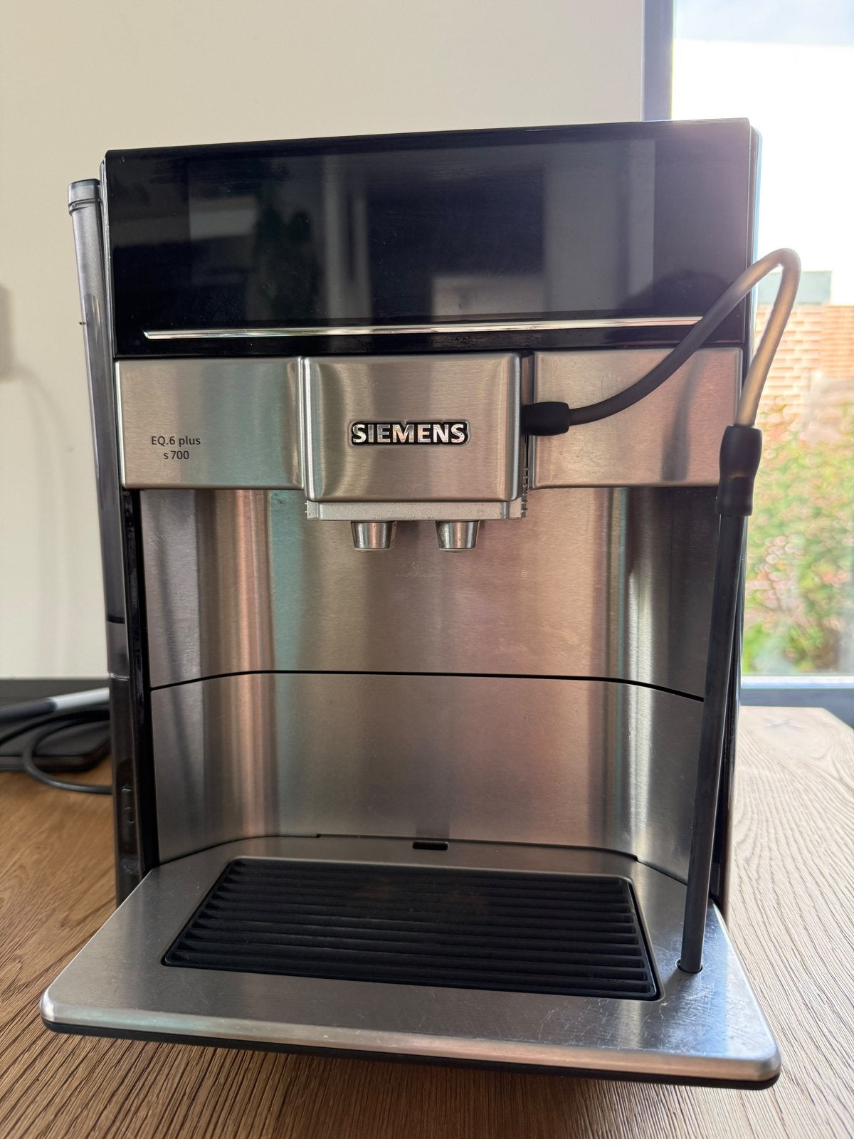 Siemens EQ 6 plus S700 - defect, Witgoed en Apparatuur, Espresso apparaat, 10 kopjes of meer, Niet werkend, Koffiebonen