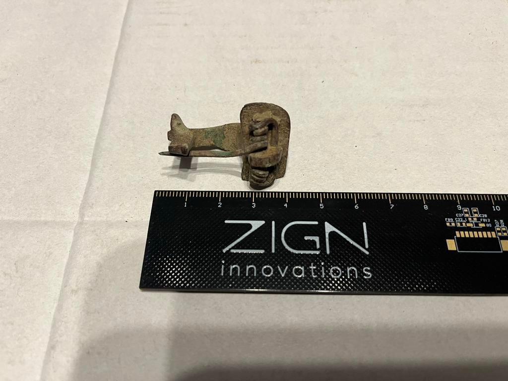 Antieke bronzen fibula, Romeinse broche, archeologisch, Antiek en Kunst, Ophalen of Verzenden