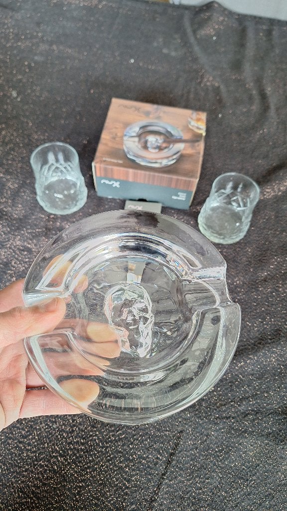 NUDE Kristallen asbak met doodskop en 2x whiskyglazen, ., Ophalen of Verzenden, Zo goed als nieuw, .