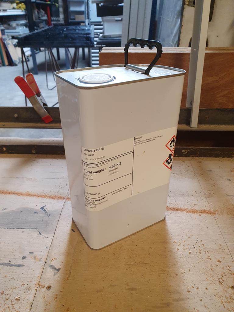 Afbijt middel met N-bimethyleformaimde, 5 tot 10 liter, Ophalen of Verzenden, Nieuw