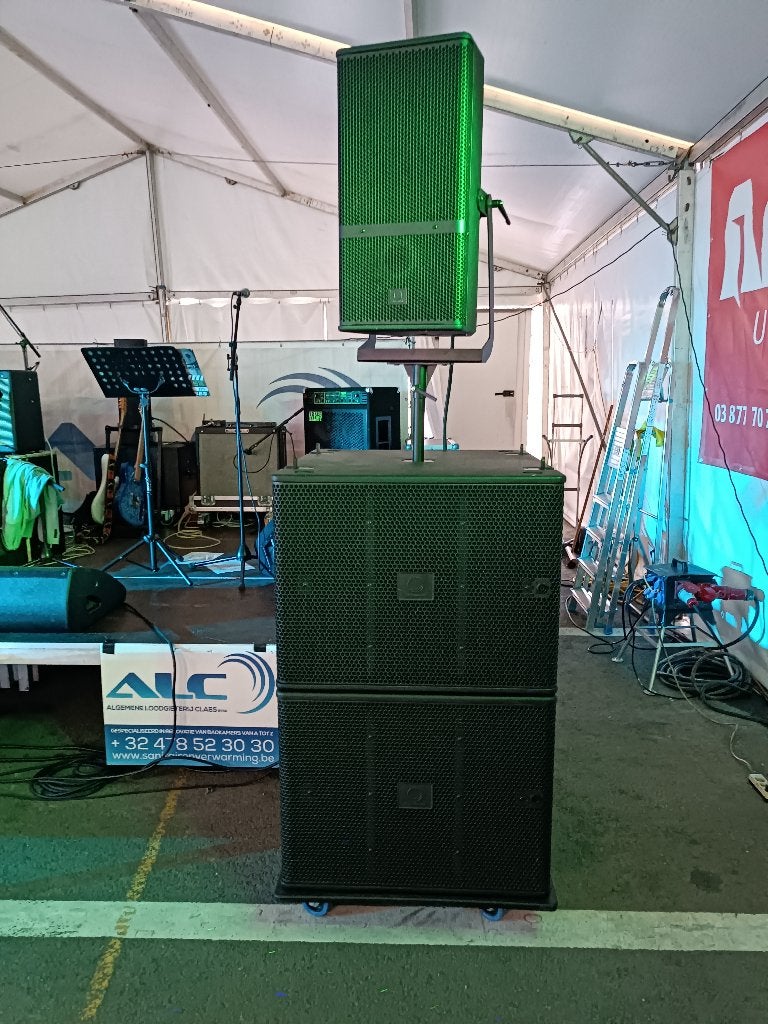 Te koop TURBOSOUND PRO AUDIO SET, Speakerset, Zo goed als nieuw, Ophalen, 150 watt of meer