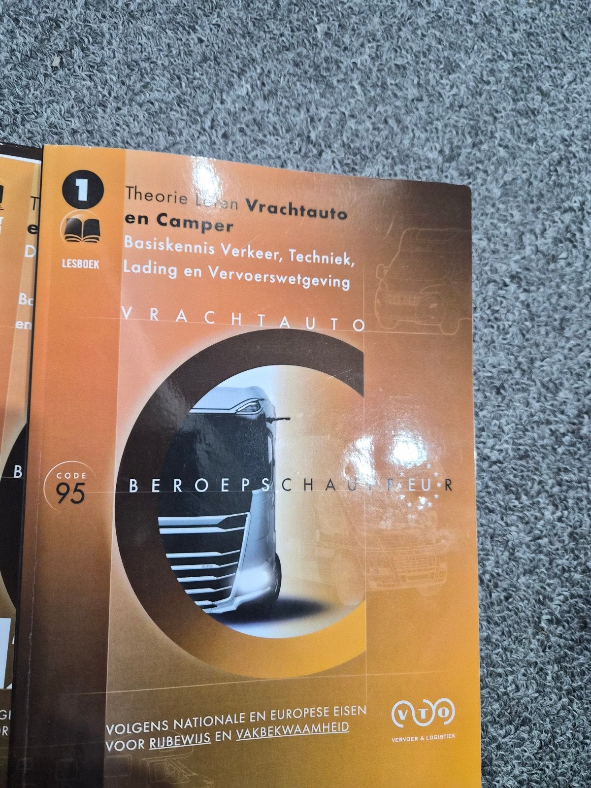 Theorie Leren Vrachtauto en Camper – Module 1, Ophalen of Verzenden, Zo goed als nieuw, Overige niveaus