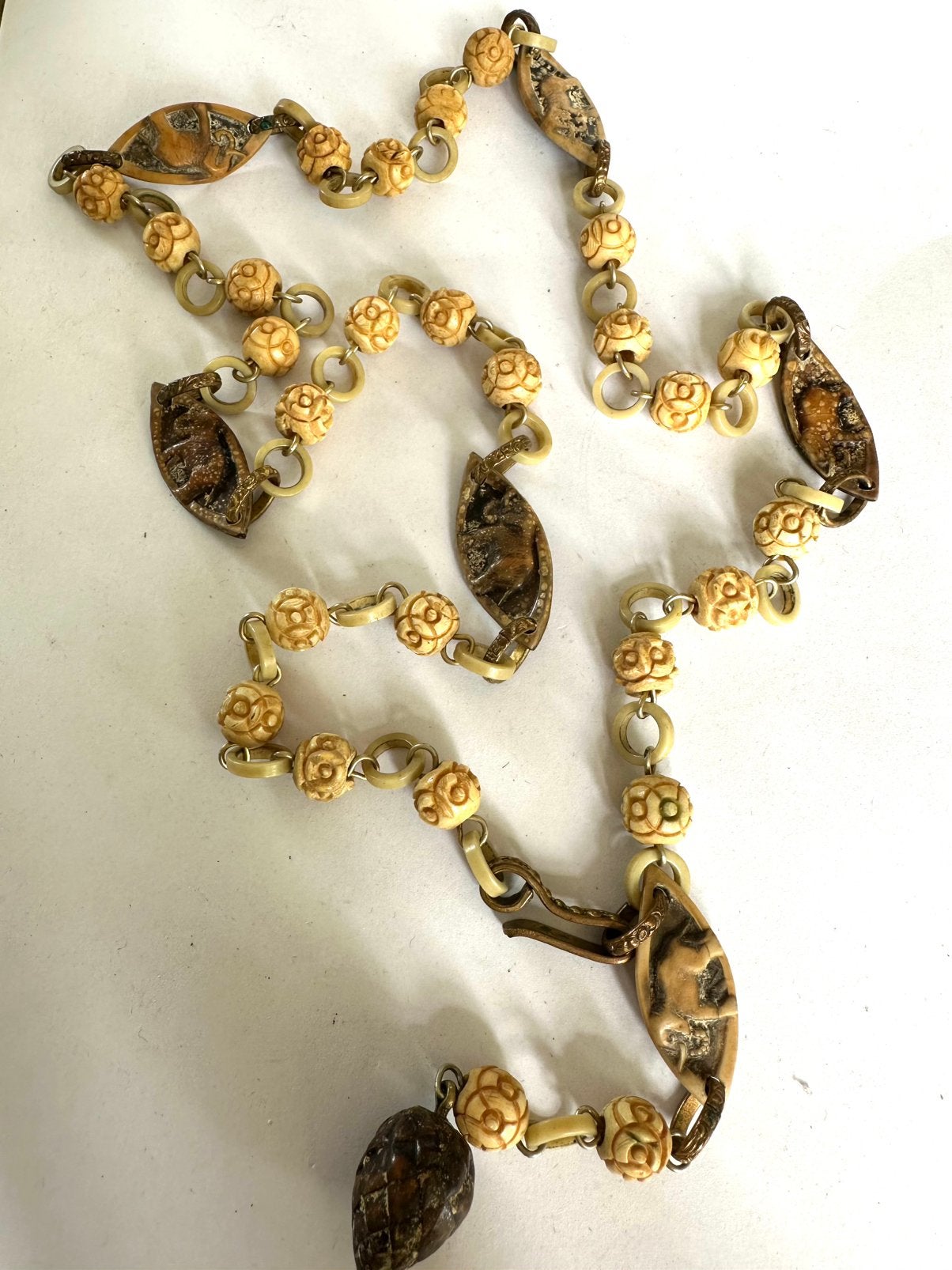 Antieke ketting gekerfd been, Verzenden, Overige materialen, Ketting