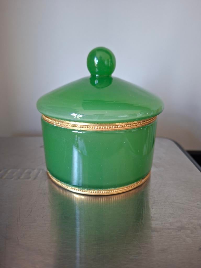Zeldzaam Antiek Appelgroen Opaline Bakje met Deksel, Antiek en Kunst, Ophalen of Verzenden