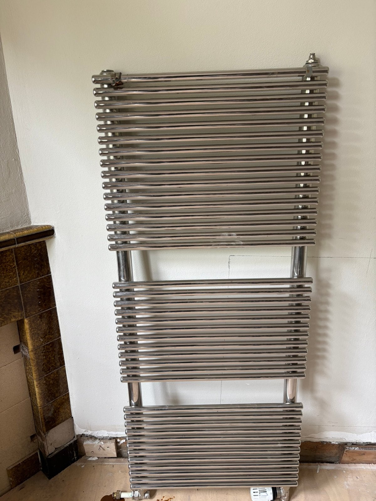 Gratis badkamer radiator, Radiator, Ophalen of Verzenden, Zo goed als nieuw, 60 tot 150 cm