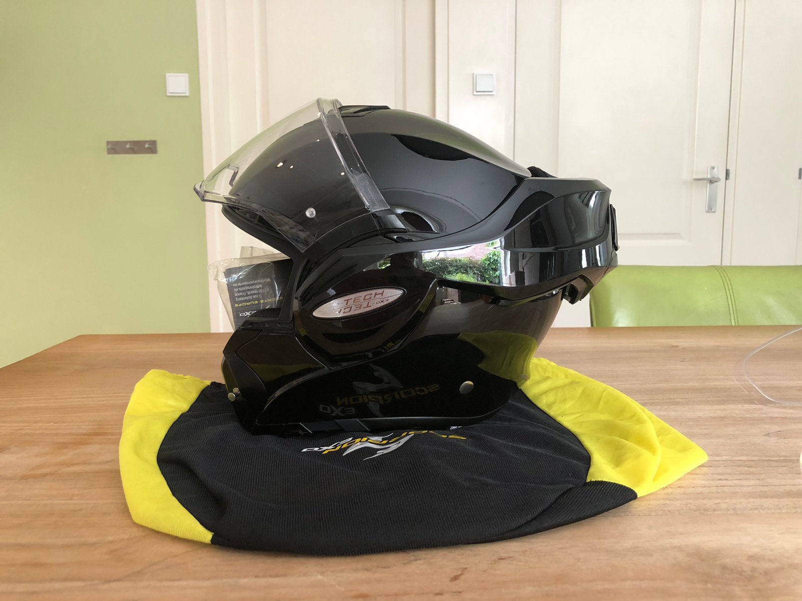 Scorpion Exo Tech - M, Motoren, Kleding | Motorhelmen, Overige merken, M, Systeemhelm, Ophalen of Verzenden