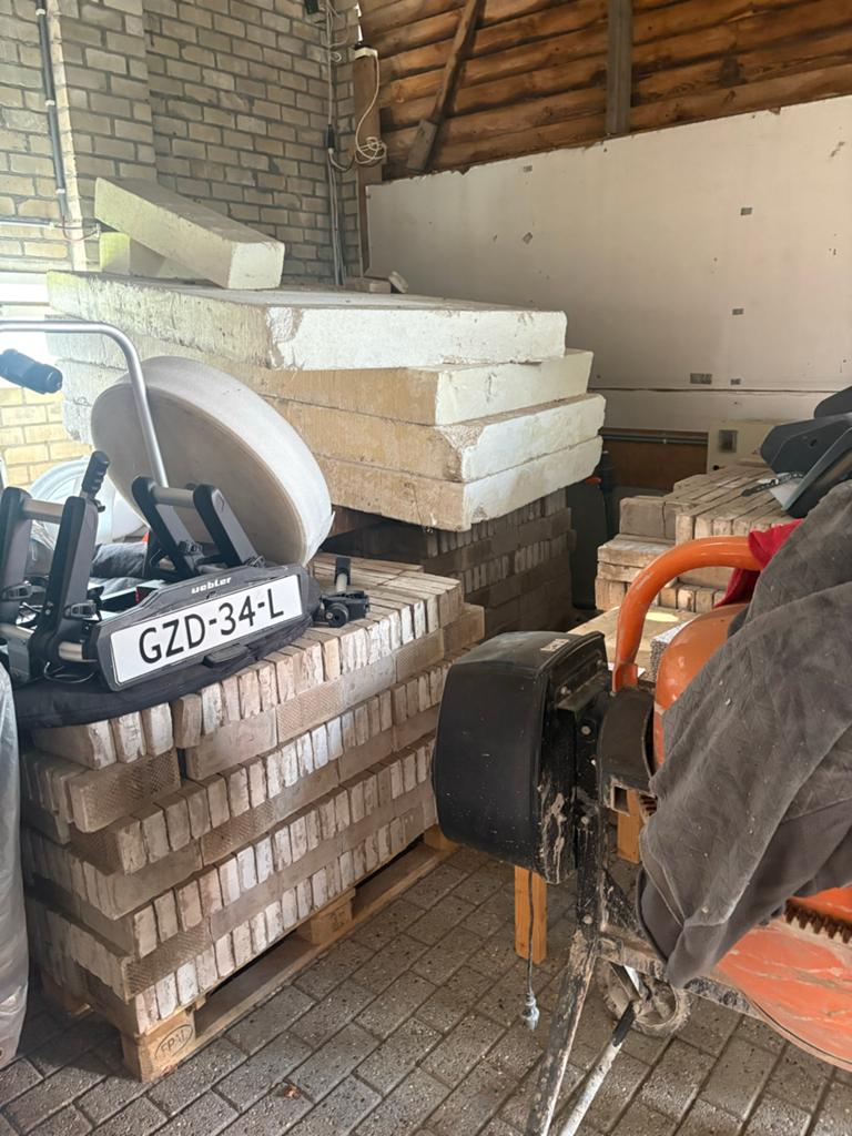 Diverse bouwmaterialen: bakstenen, isolatie en meer, Ophalen of Verzenden, Gebruikt, Bakstenen