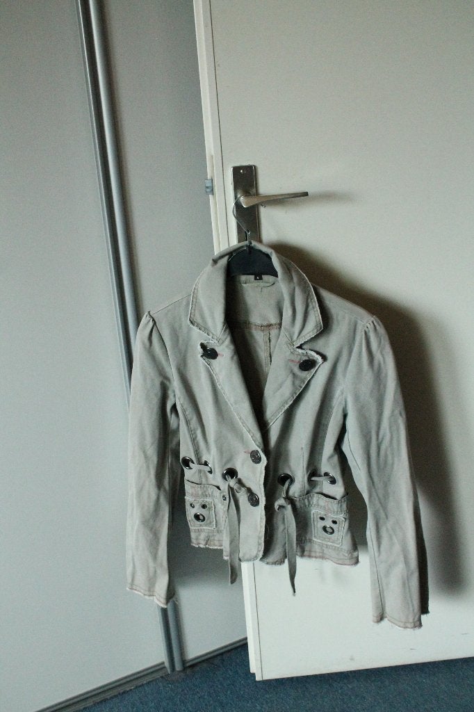 Jasje maat M, Maat 38/40 (M), Beige, Ophalen of Verzenden, Zo goed als nieuw