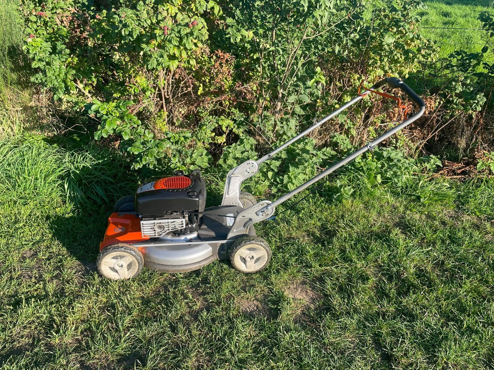 Husqvarna Mulchmaaier - Start en Loopt Goed, Onderhoud gehad, Gebruikt, Mulchfunctie, Ophalen of Verzenden, Benzine-grasmaaier
