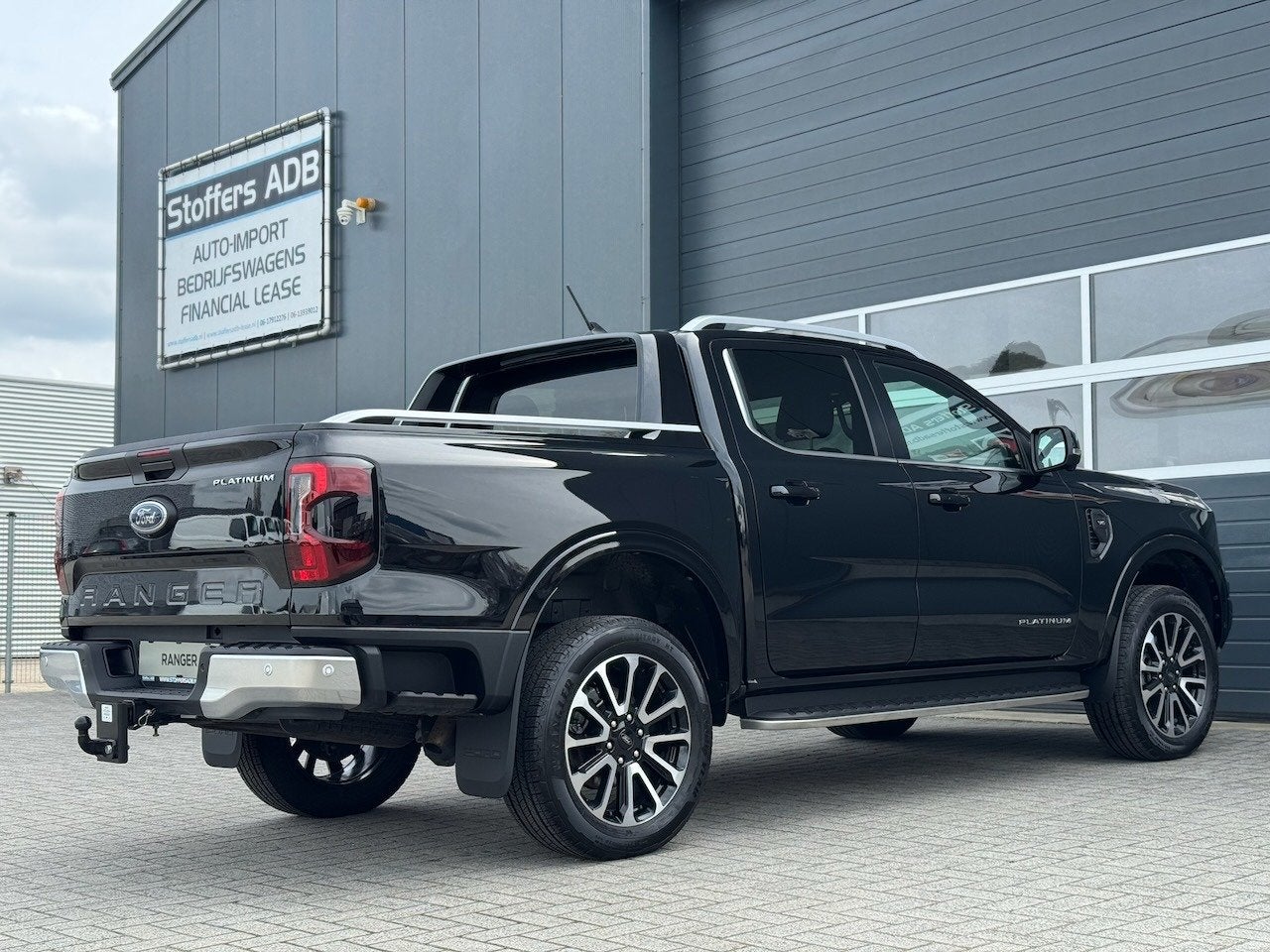 Ford Ranger 3.0 V6 241pk Platinum Double Cab | BPM VRIJ | 2-, Auto's, Automaat, Dealer onderhouden, Gebruikt, Zwart