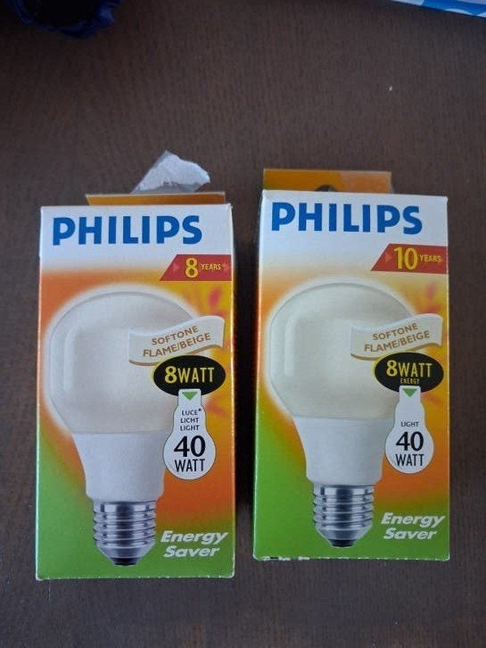Philips Energy Saver E27 8W (40W) Softone Flamebeige, Beige, Philips, Nieuw, E27 (groot)