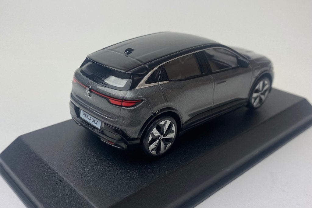 Norev 1:43 Renault Megane E-Tech 100% Electric 2022 grijs, -, Nieuw, Norev, Ophalen of Verzenden