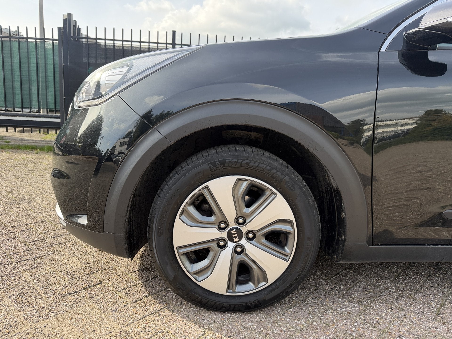 Foto 19 van Kia Niro 1.6 GDi Hybrid DynamicLine Carplay/Clima/Cruise