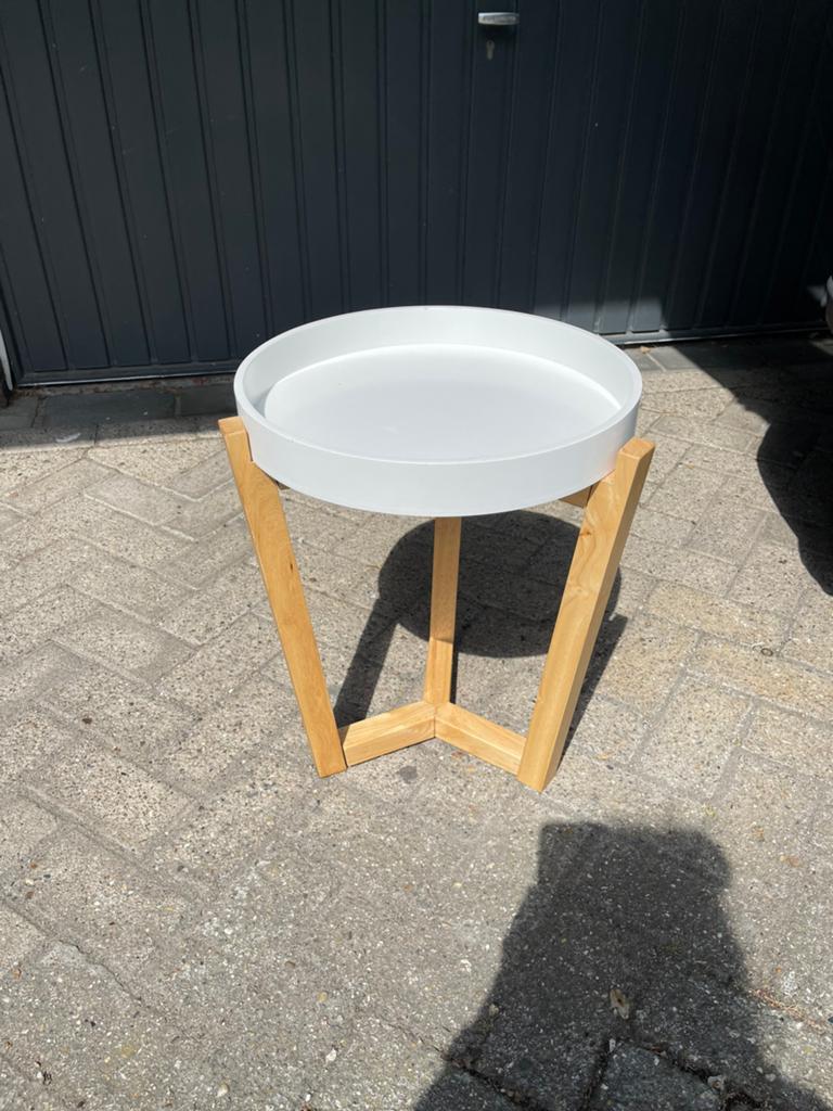 Ikea Bijzettafel met los dienblad, Ophalen, Rond, Minder dan 55 cm, 45 tot 60 cm