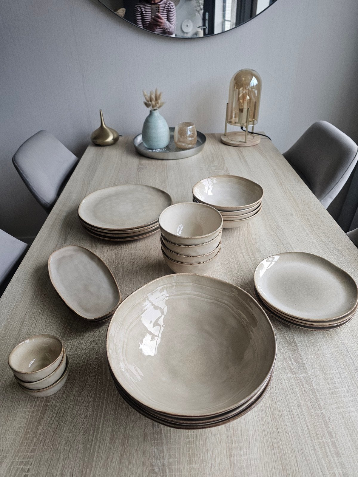 Prachtig 18-delig servies in aardetinten, Ophalen, Keramiek, Zo goed als nieuw, Modern