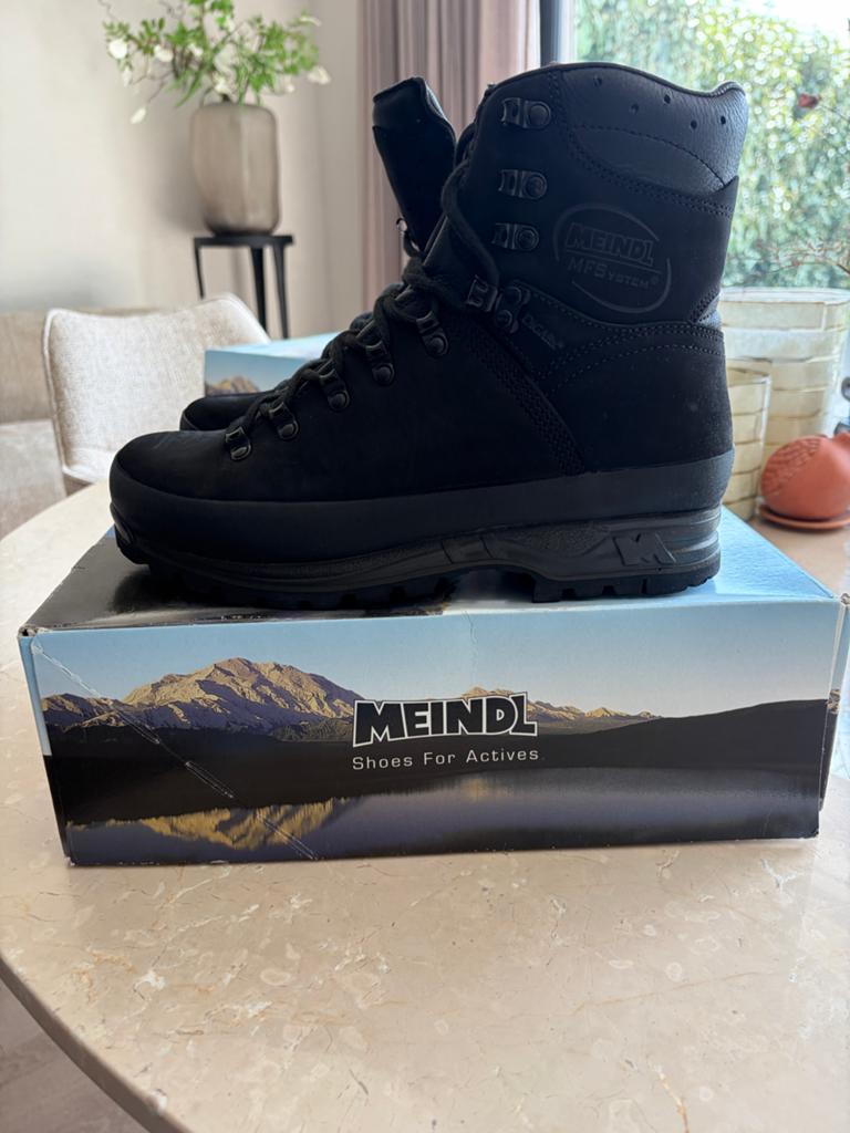 Nieuwe Meindl M2 wandelschoenen maat 275m, Ophalen of Verzenden, Nieuw, Schoenen