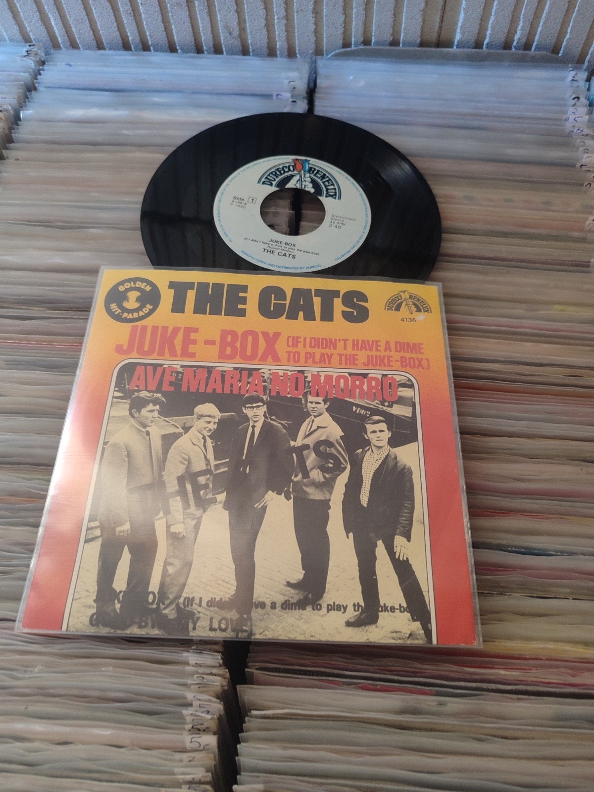 The cats jukebox, Ophalen of Verzenden, Zo goed als nieuw, Overige formaten, Levenslied of Smartlap