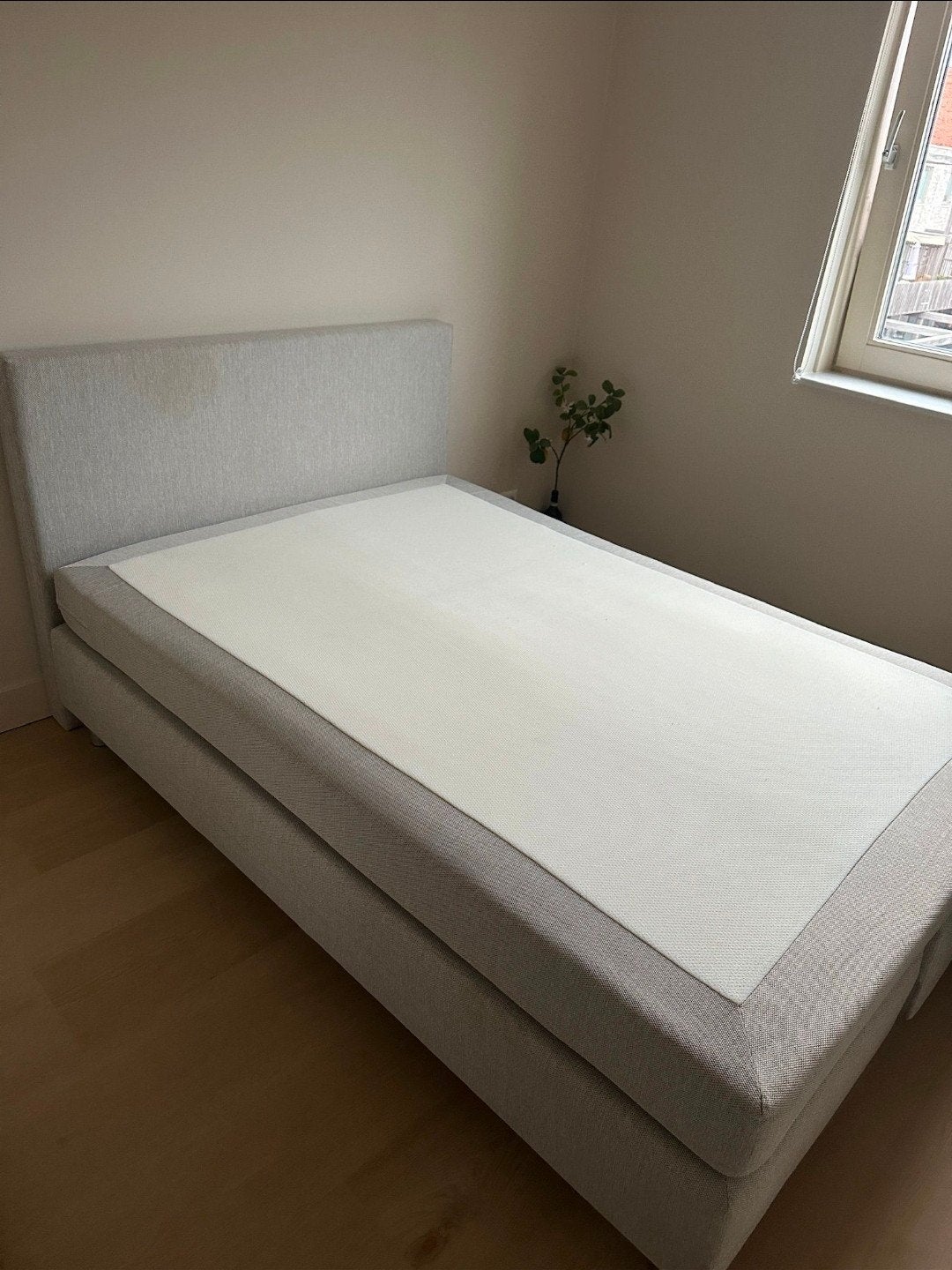 Boxspring - Zo goed als nieuw - Beige/Grijs, Ophalen, Eenpersoons, Beige, Zo goed als nieuw