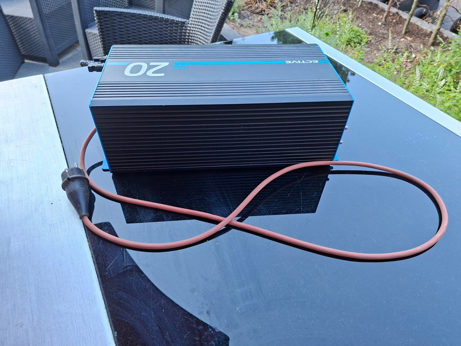 Ective omvormer 12V-220V met zuivere sinus, model SSI 2000W, Ophalen of Verzenden, Zo goed als nieuw