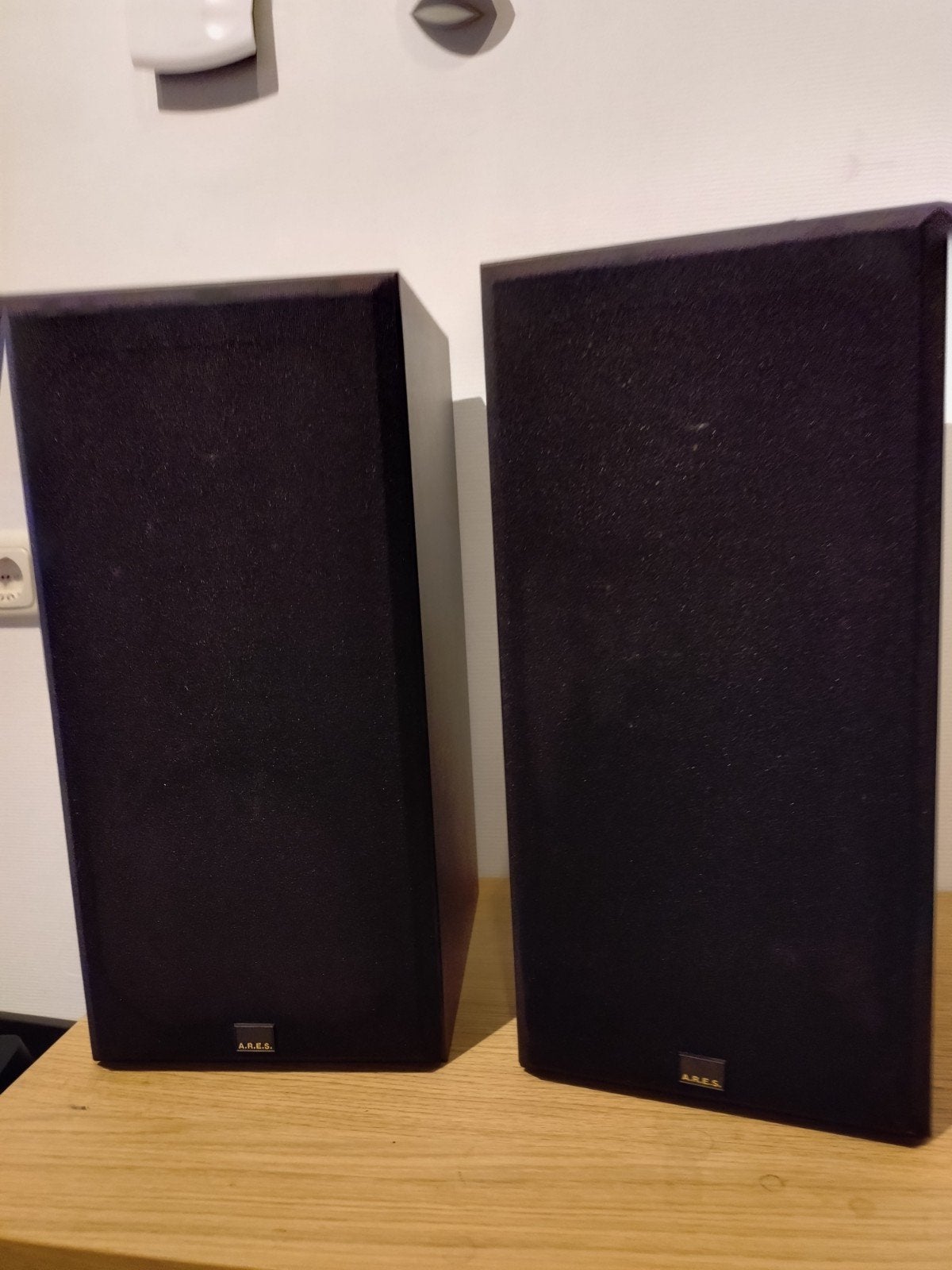 A.R.E.S. Alpha 8 elac  luidsprekerset, Ophalen of Verzenden, 60 tot 120 watt, Overige merken