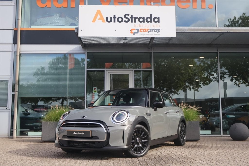 MINI 5-deurs Mini (f55) 1.5 Cooper Business Edition 136pk |, 136 pk, Gebruikt, Euro 6, Leder en Stof