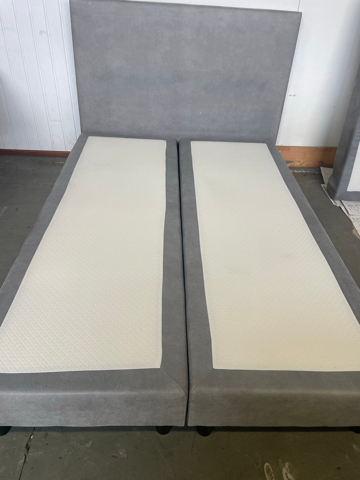 Tweepersoons boxspring bed met hoofdbord, Tweepersoons, Zo goed als nieuw, 200 cm, 140 cm
