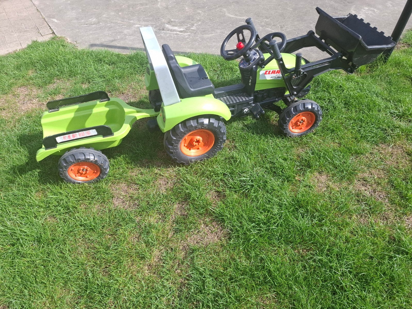 Claas trapauto met aanhanger en voorlader, Ophalen, Gebruikt, Trapvoertuig