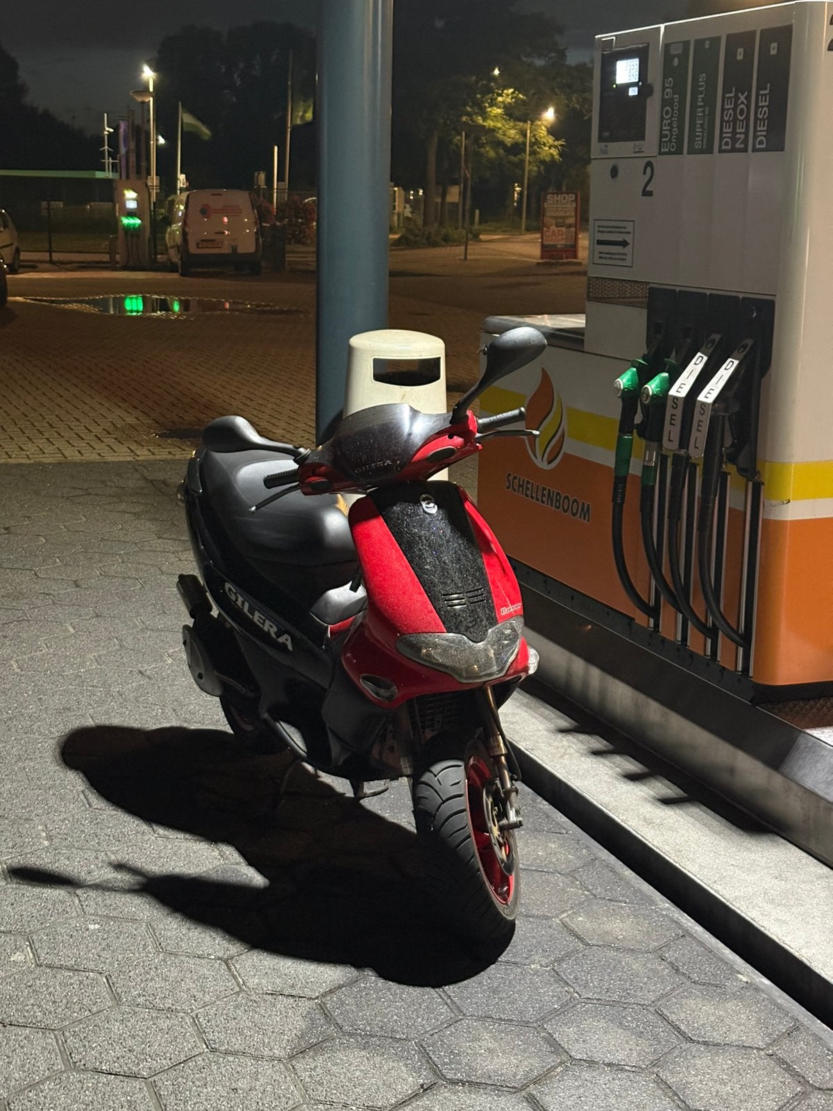 Gilera runner 50, Fietsen en Brommers, Ophalen, Zo goed als nieuw, Benzine, Overige modellen