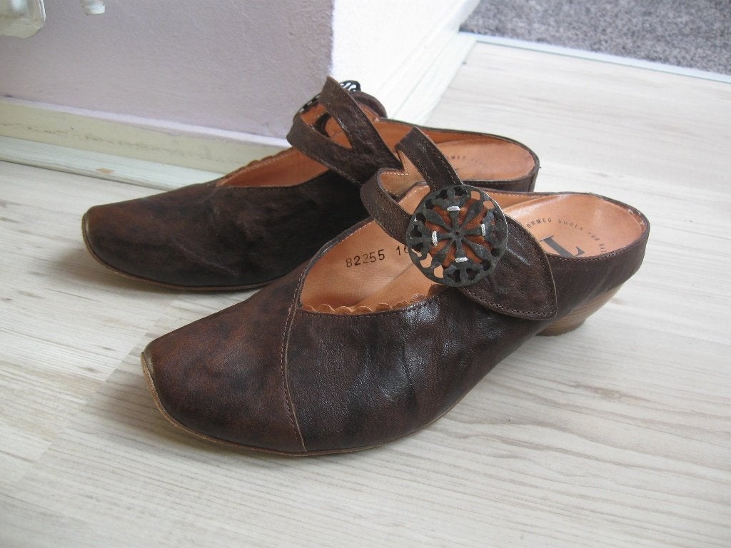 THINK ! Mooie comfortabele schoenen maat 37 goede staat, Kleding | Dames, Schoenen, Bruin, Think!, Ophalen of Verzenden, Sneakers of Gympen
