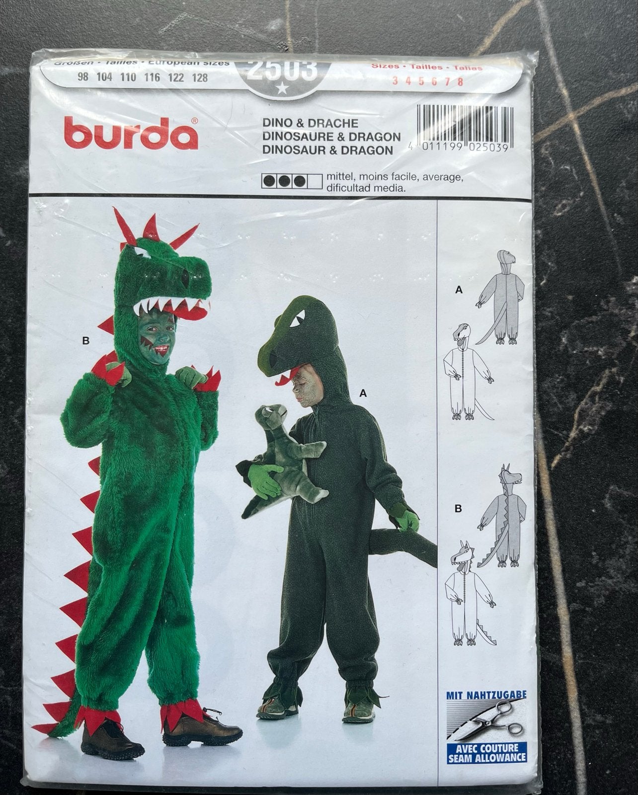 Burda naaipatroon - Dinosaurus kostuum, Ophalen of Verzenden, Nieuw, Toneelattributen of Onderdelen