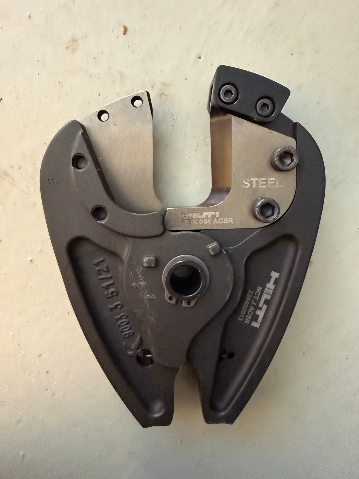 Hilti NBK 064 ACSR Staalkabelknipbek, Ophalen of Verzenden, Gebruikt, Snijgereedschap, Hilti