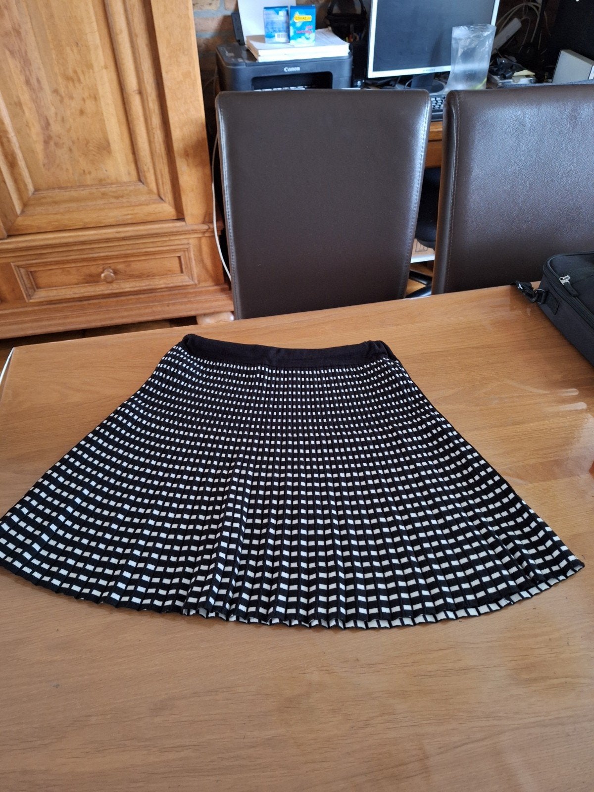 dames rokje Luc _ CE  maat L, Zwart, Maat 42/44 (L), Gedragen, Boven de knie
