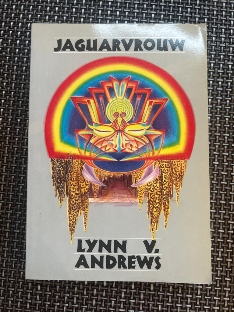 Jaguarvrouw - Lynn V. Andrews (Spiritualiteit), Boeken, Ophalen of Verzenden, Gelezen, Spiritualiteit algemeen, Verhaal of Roman