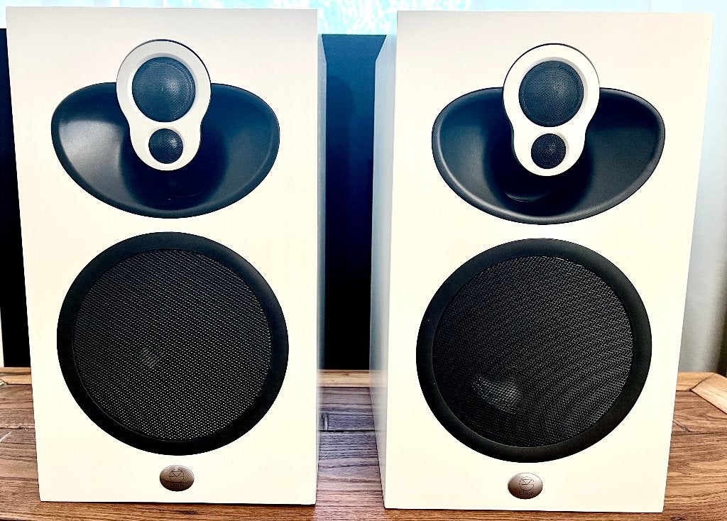 Setje Linn Majik 109 Luidspeakers White, Ophalen, Gebruikt, 60 tot 120 watt, Overige merken