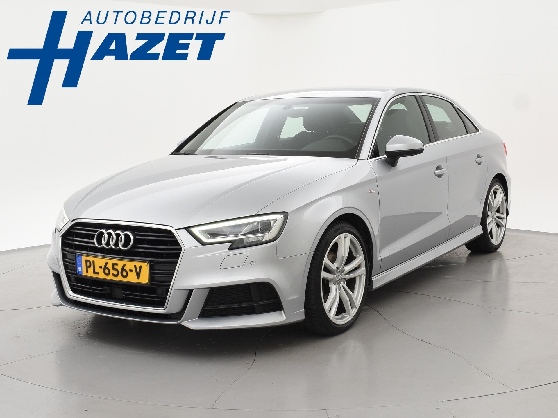 Audi A3 Limousine 1.5 TFSI 150PK S-TRONIC S-LINE INTERIEUR+E, Auto's, Gebruikt, 150 pk, Leder en Stof, Automatische klimaatregeling