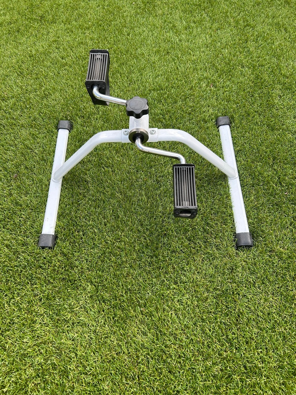 Compacte Hometrainer / Stoelfiets voor Thuisgebruik, Ophalen, Gebruikt, Armen, Metaal