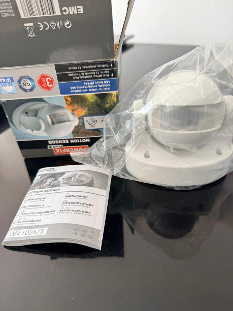 Bewegingsmelder, Tuin en Terras, Buitenverlichting, Ophalen, Kunststof, 250 watt of meer, Spots