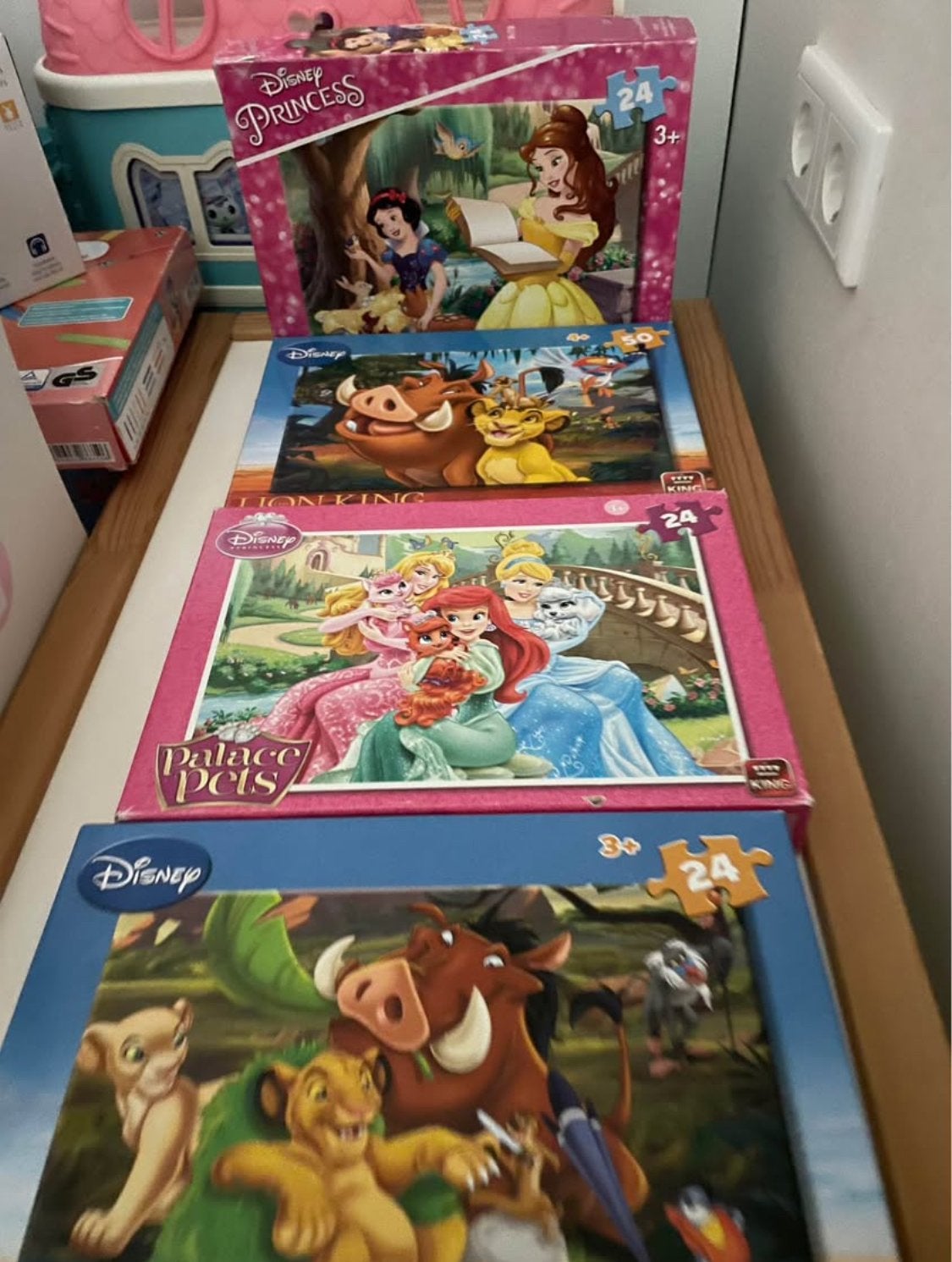 Disney puzzels: Princess, Lion King en Palace Pets, Ophalen, Minder dan 500 stukjes, Gebruikt, Legpuzzel