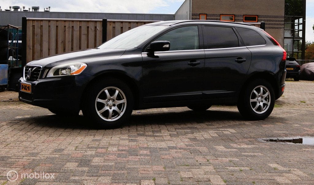 Volvo XC60 2.4D AWD Summum, Auto's, Volvo, Bedrijf, Te koop, XC70, 4x4, ABS, Airbags, Airconditioning, Alarm, Automatische klimaatregeling
