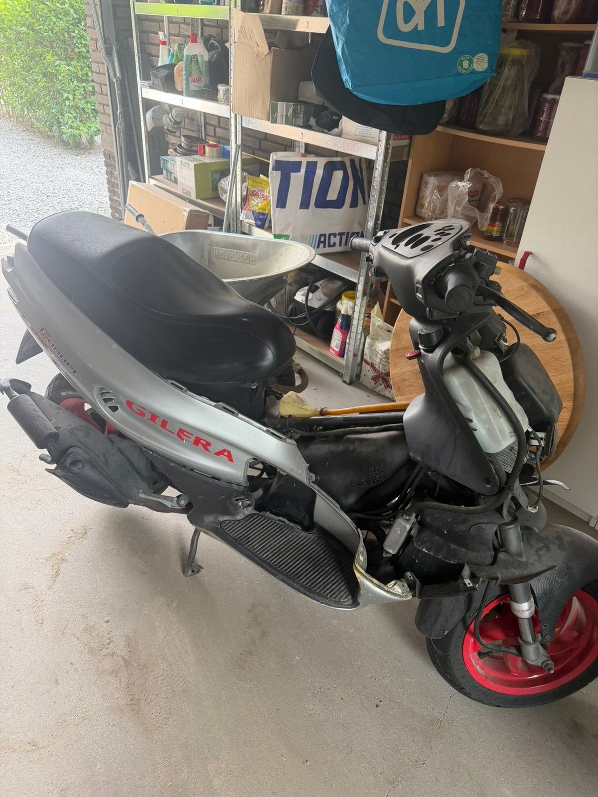 Gilera Runner 50, Fietsen en Brommers, Ophalen of Verzenden, Zo goed als nieuw, Benzine, Overige merken