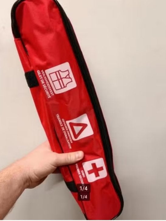 Veilig onderweg set met gevaren driehoek. Hesje en ehbo set, Auto diversen, Auto-accessoires, Nieuw, Ophalen of Verzenden